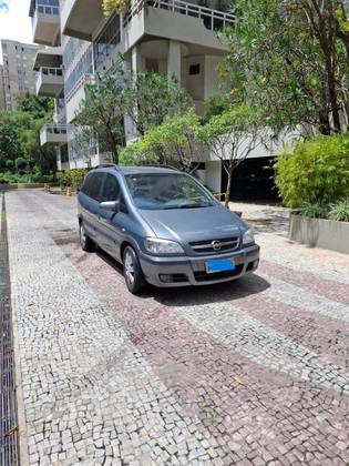 CHEVROLET ZAFIRA 2.0 MPFI COLLETION 8V FLEX POWER 4P AUTOMÁTICO